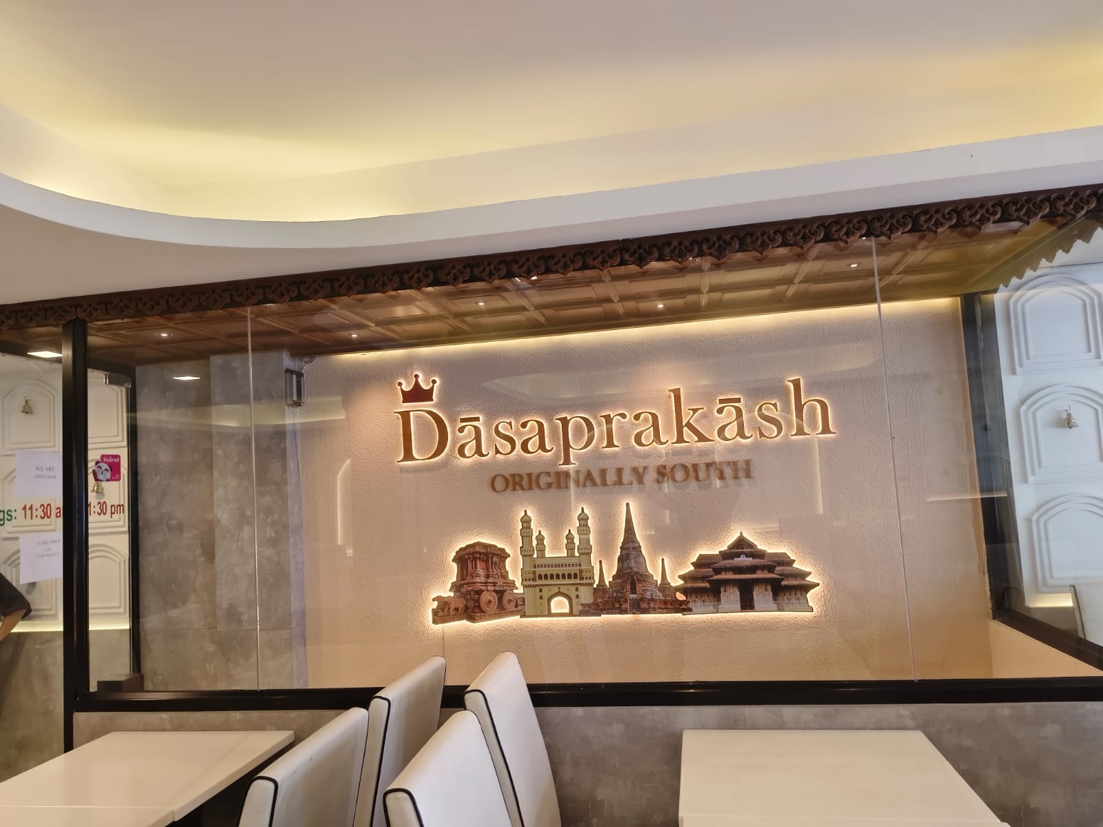 vegetarian cuisine at Dāsaprakāsh Bangkok