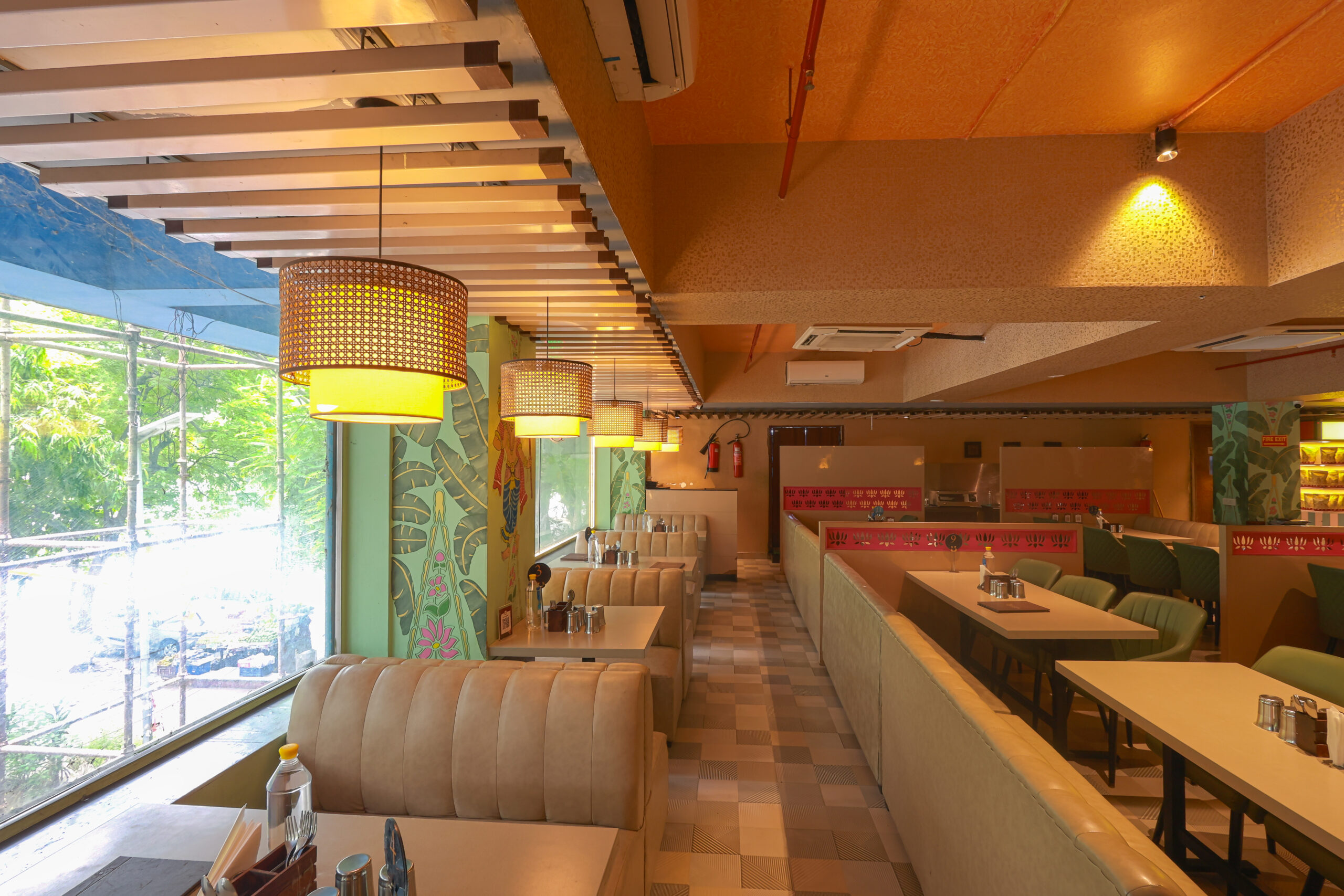 Vegetarian restaurant in Hauz Khas