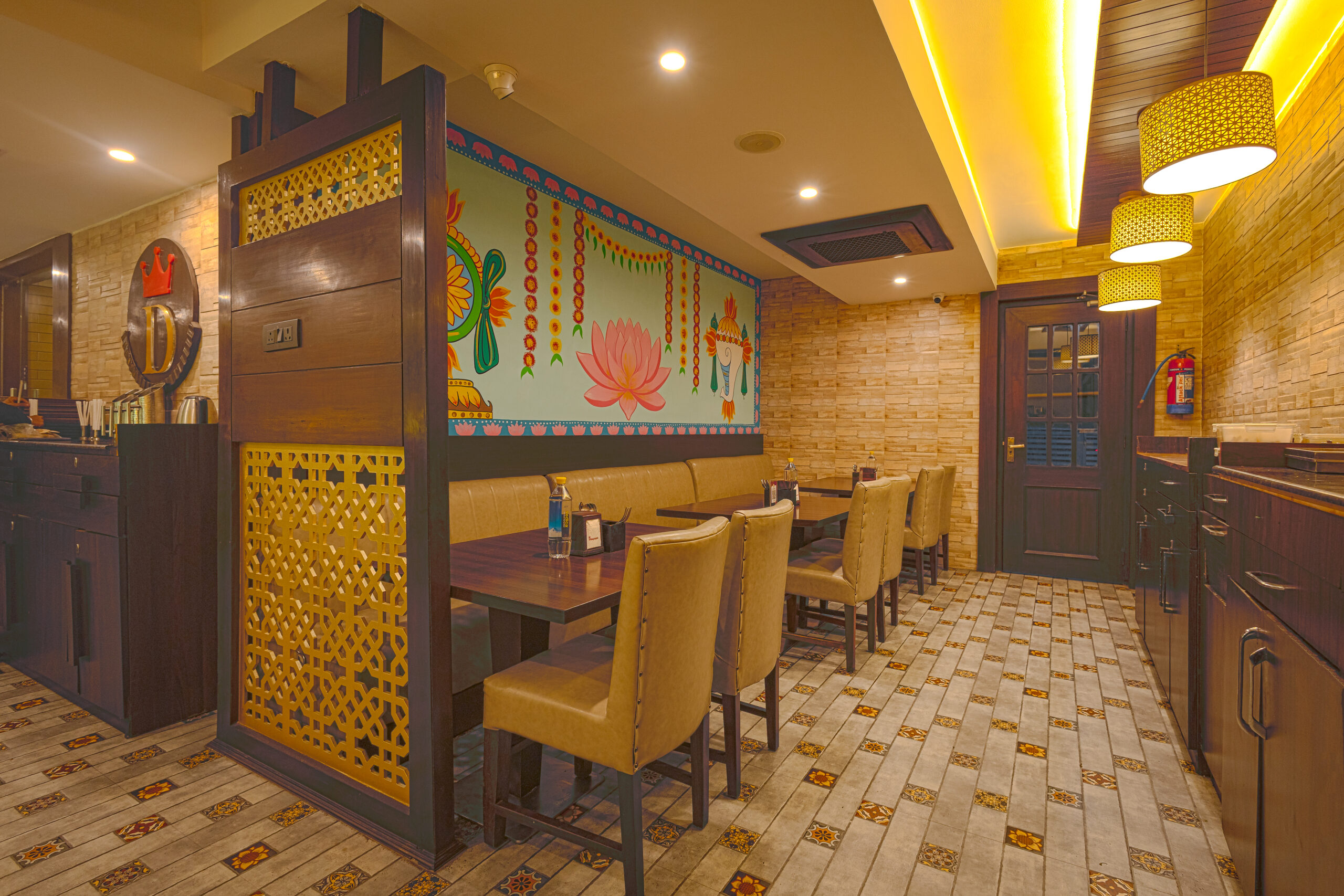 family restaurant in Sector 104 Noida