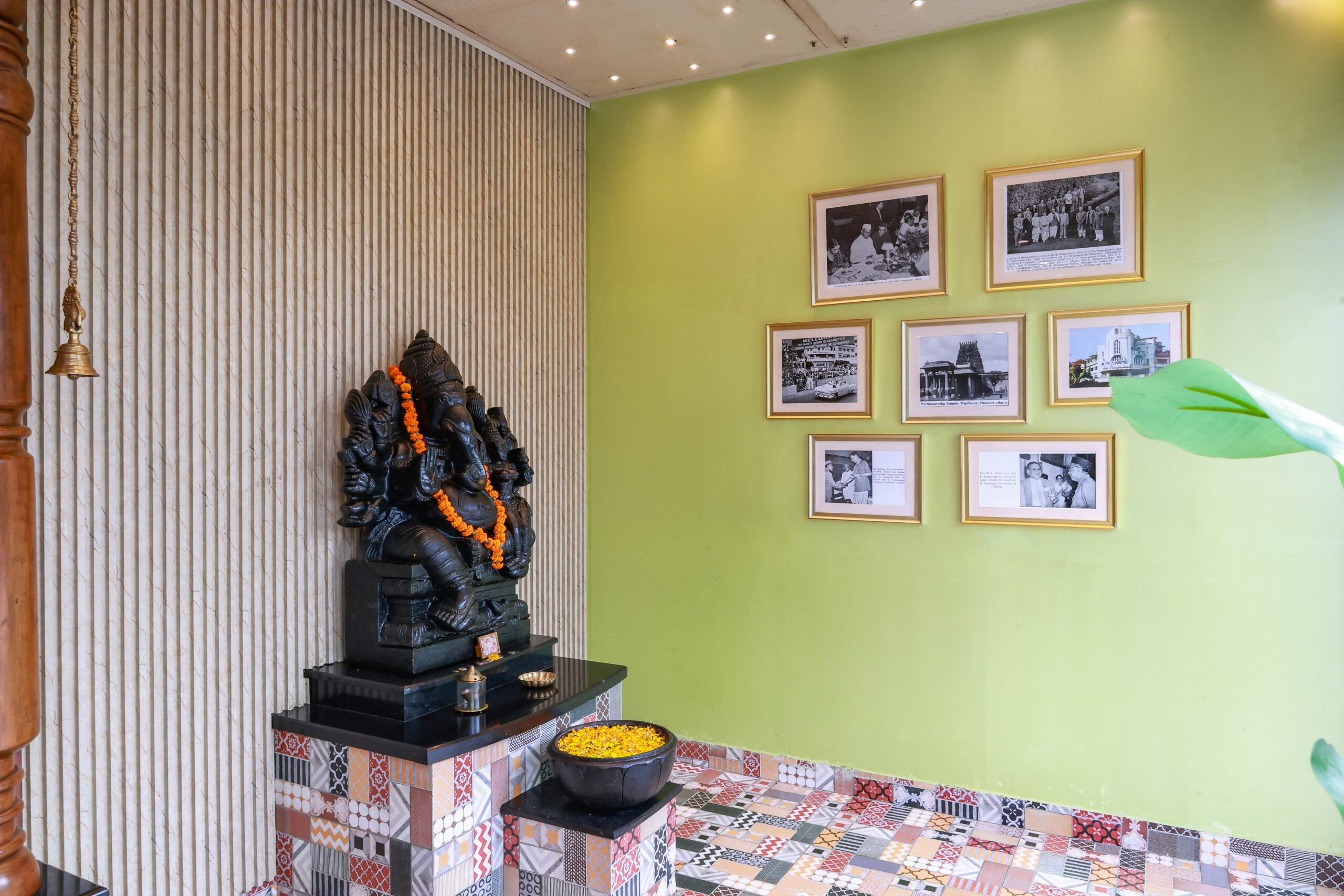 vegetarian restaurants in Sector 58